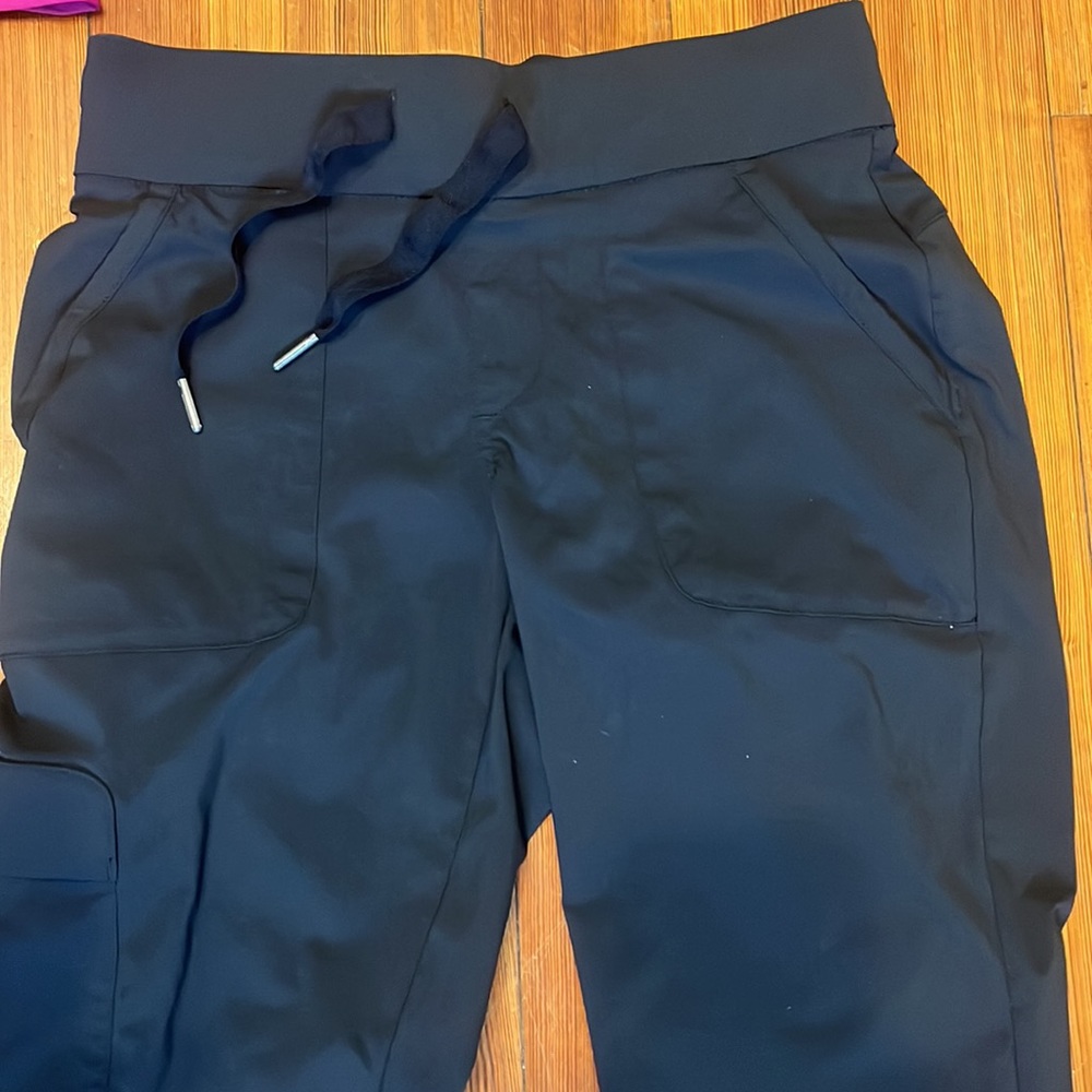 Columbia hiking pants. Washed once Never used!